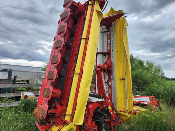2021 Pottinger Novacat A10 Equipment Image0
