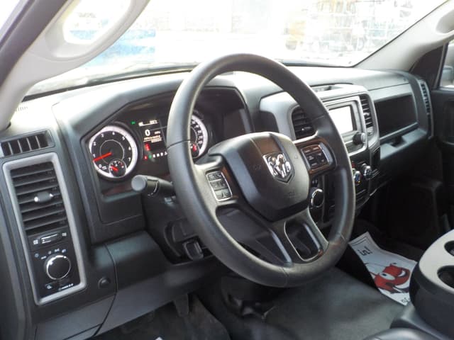 Image of Ram 1500 equipment image 4