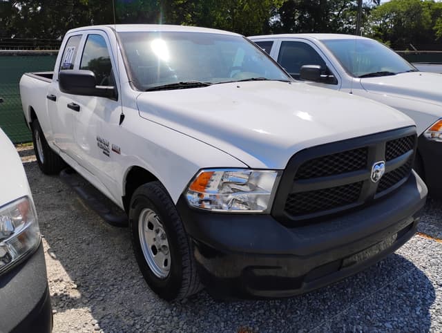 Image of Ram 1500 equipment image 3