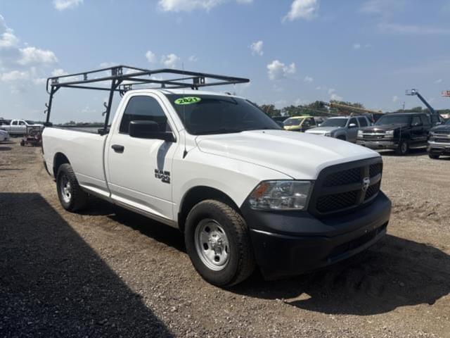 Image of Dodge Ram 1500 equipment image 4