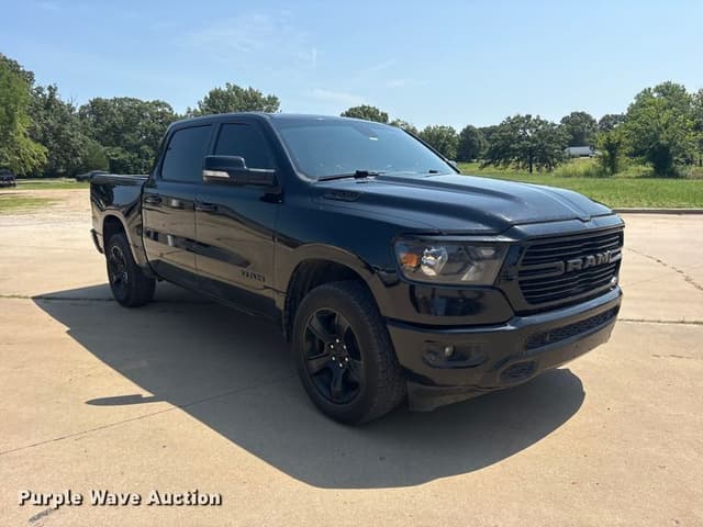 Image of Dodge Ram 1500 equipment image 2