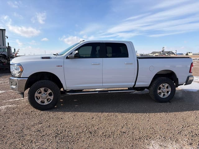 Image of Dodge Ram 2500 equipment image 4