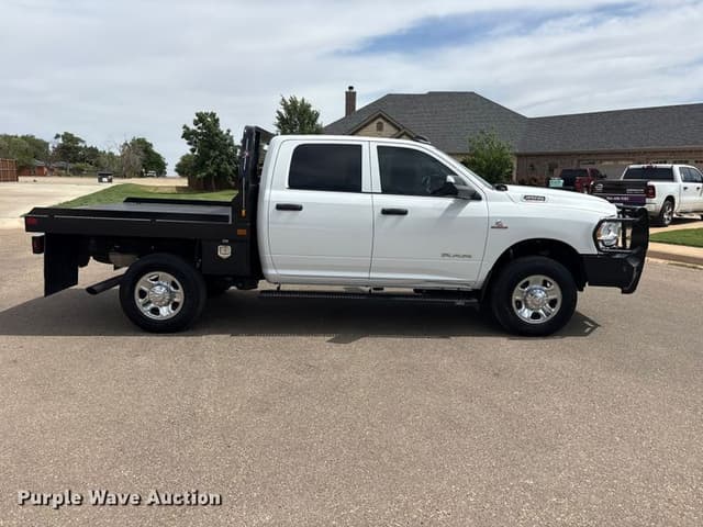 Image of Dodge Ram 2500 equipment image 3