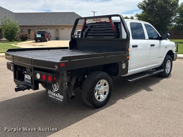 Image of Dodge Ram 2500 equipment image 4