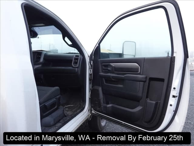 Image of Dodge Ram 3500 equipment image 2