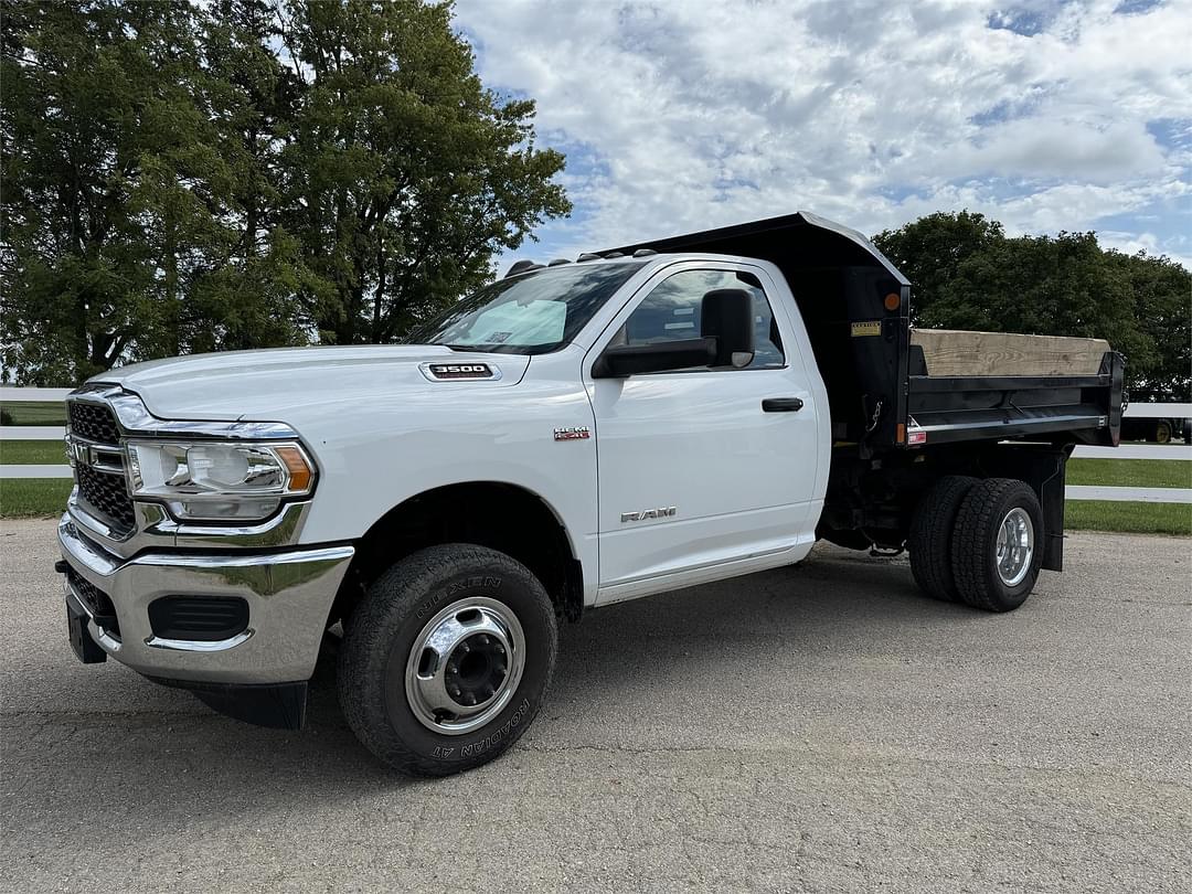 Image of Dodge Ram 3500HD Primary image