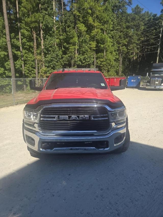 Image of Dodge Ram 5500 equipment image 1