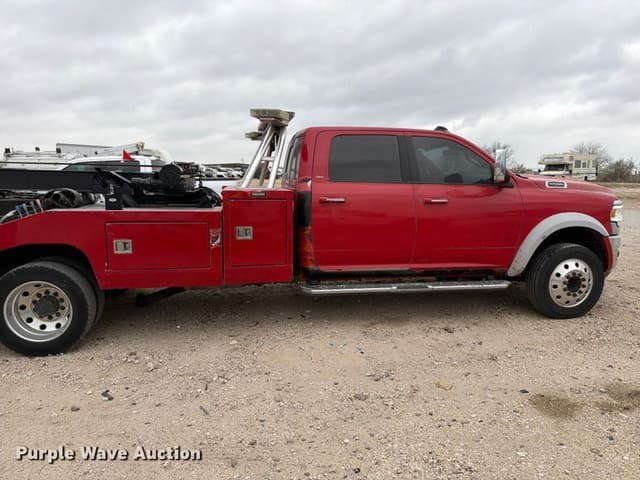 Image of Dodge Ram 5500 equipment image 3