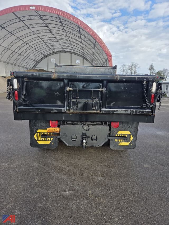Image of Dodge Ram 5500HD equipment image 4