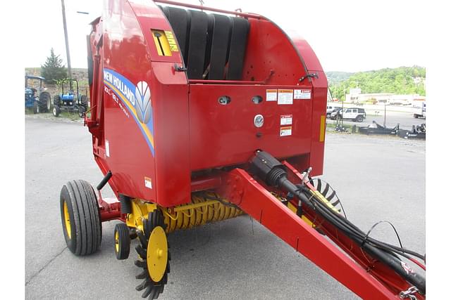 Image of New Holland RB450 Utility equipment image 1