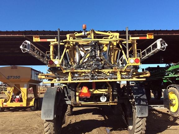 Image of RoGator RG1100 equipment image 2