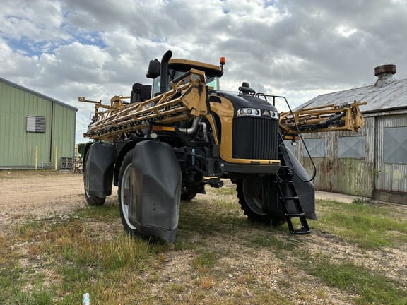 2021 RoGator RG1100C Equipment Image0