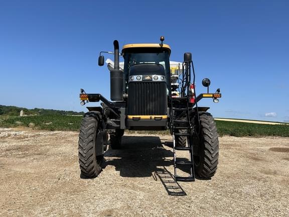 Image of RoGator RG1100C equipment image 3