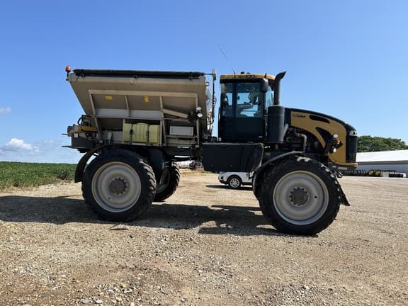 Image of RoGator RG1100C equipment image 1