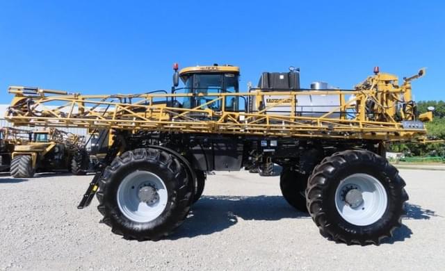 Image of RoGator RG1100C equipment image 1
