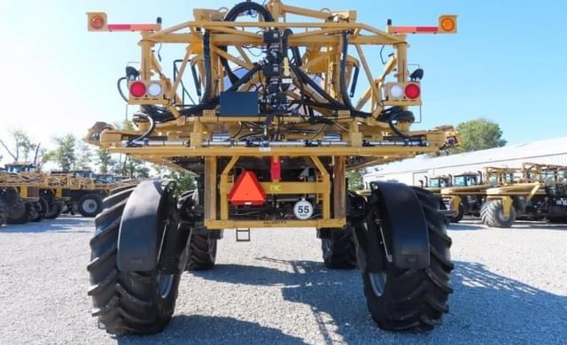 Image of RoGator RG1100C equipment image 3