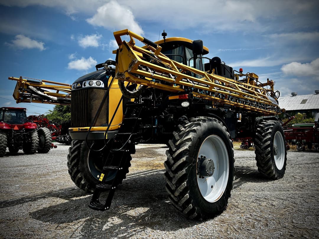 Image of RoGator RG1100 Primary image