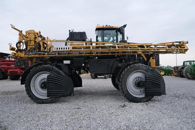 Image of RoGator RG1100C equipment image 1