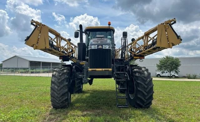 Image of RoGator RG1100C equipment image 1