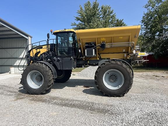 Image of RoGator RG1100C equipment image 1