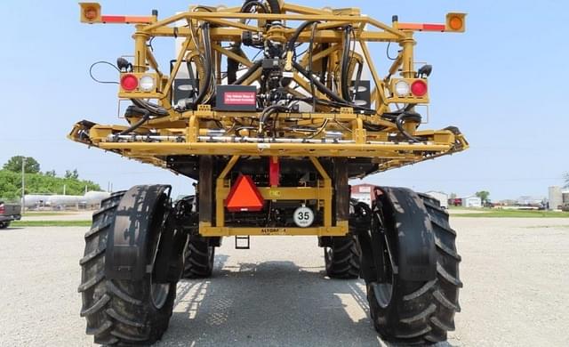 Image of RoGator RG1100C equipment image 3