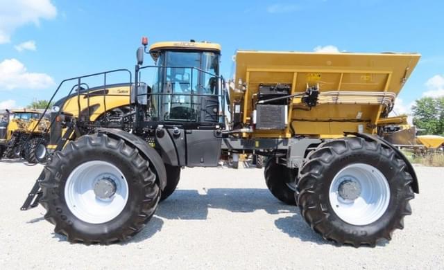 Image of RoGator RG1100C equipment image 1