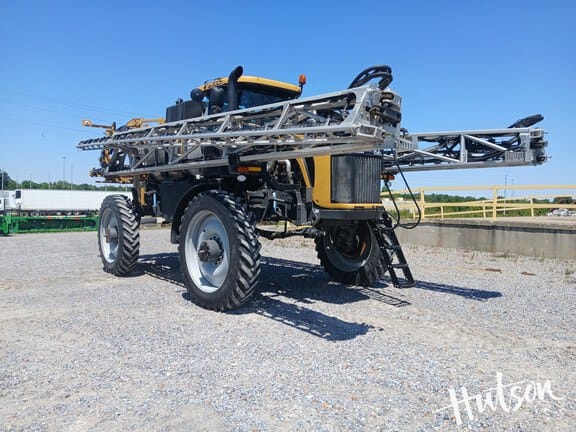 2021 RoGator RG1100C Equipment Image0