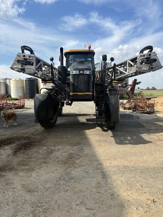 Image of RoGator RG1100C equipment image 2