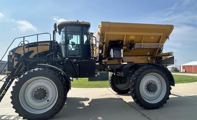 Image of RoGator RG1100C equipment image 1