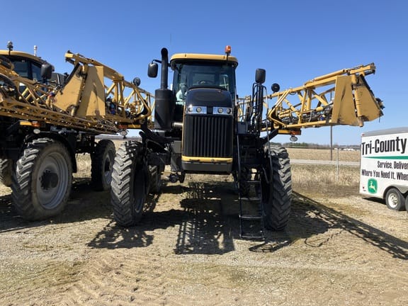 2021 RoGator RG1300 Equipment Image0