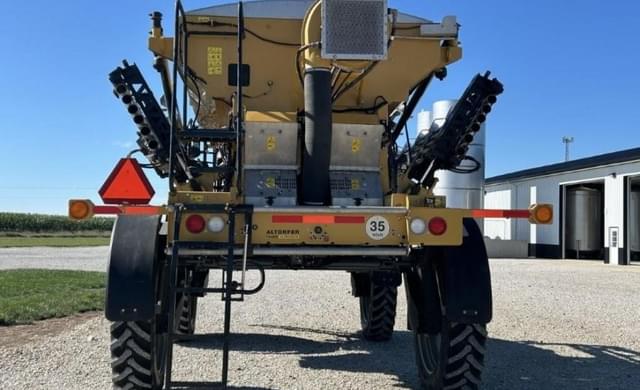 Image of RoGator RG1300C equipment image 3