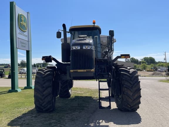 Image of RoGator RG1300C equipment image 4