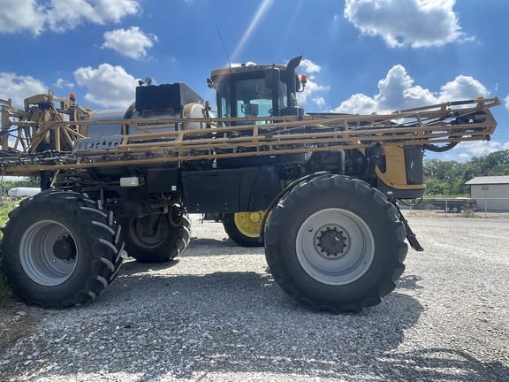 2021 RoGator RG1300C Equipment Image0