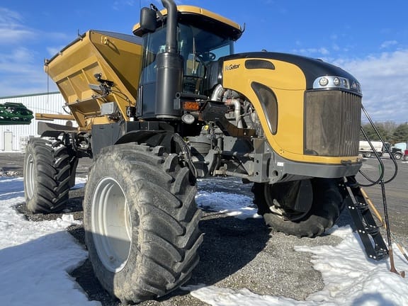 2021 RoGator RG1300C Equipment Image0