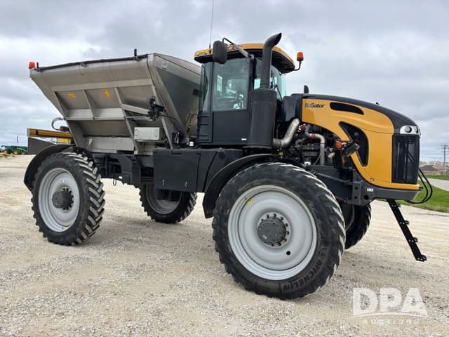 Image of RoGator RG1300C equipment image 1