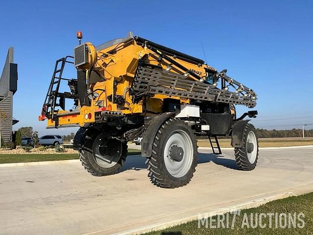 Image of RoGator RG1300C equipment image 4