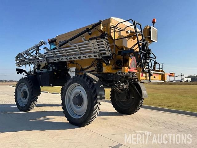 Image of RoGator RG1300C equipment image 2