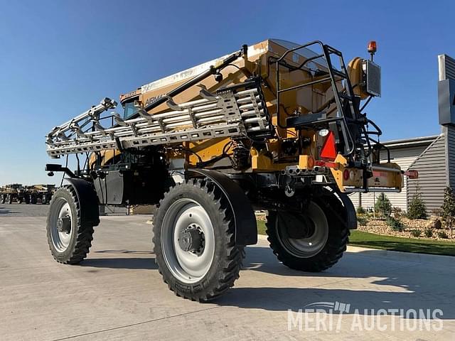 Image of RoGator RG1300C equipment image 2