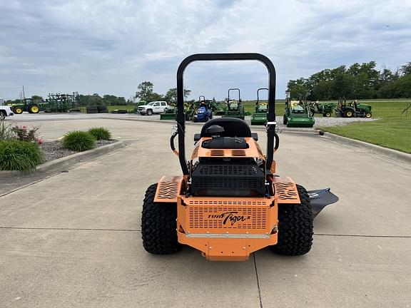 Image of Scag Turf Tiger equipment image 3