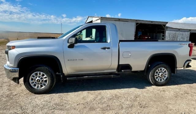 Image of Chevrolet 2500 equipment image 2