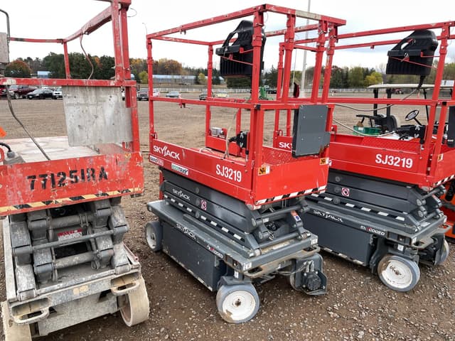 Image of Sky Jack SJ3219 equipment image 1