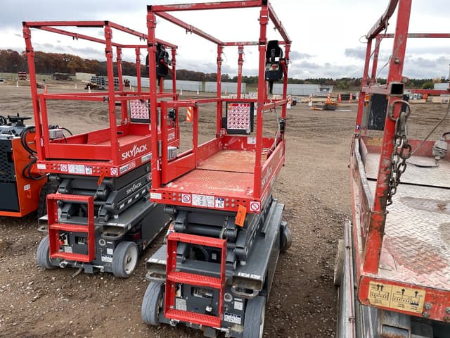 Image of Sky Jack SJ3219 equipment image 3