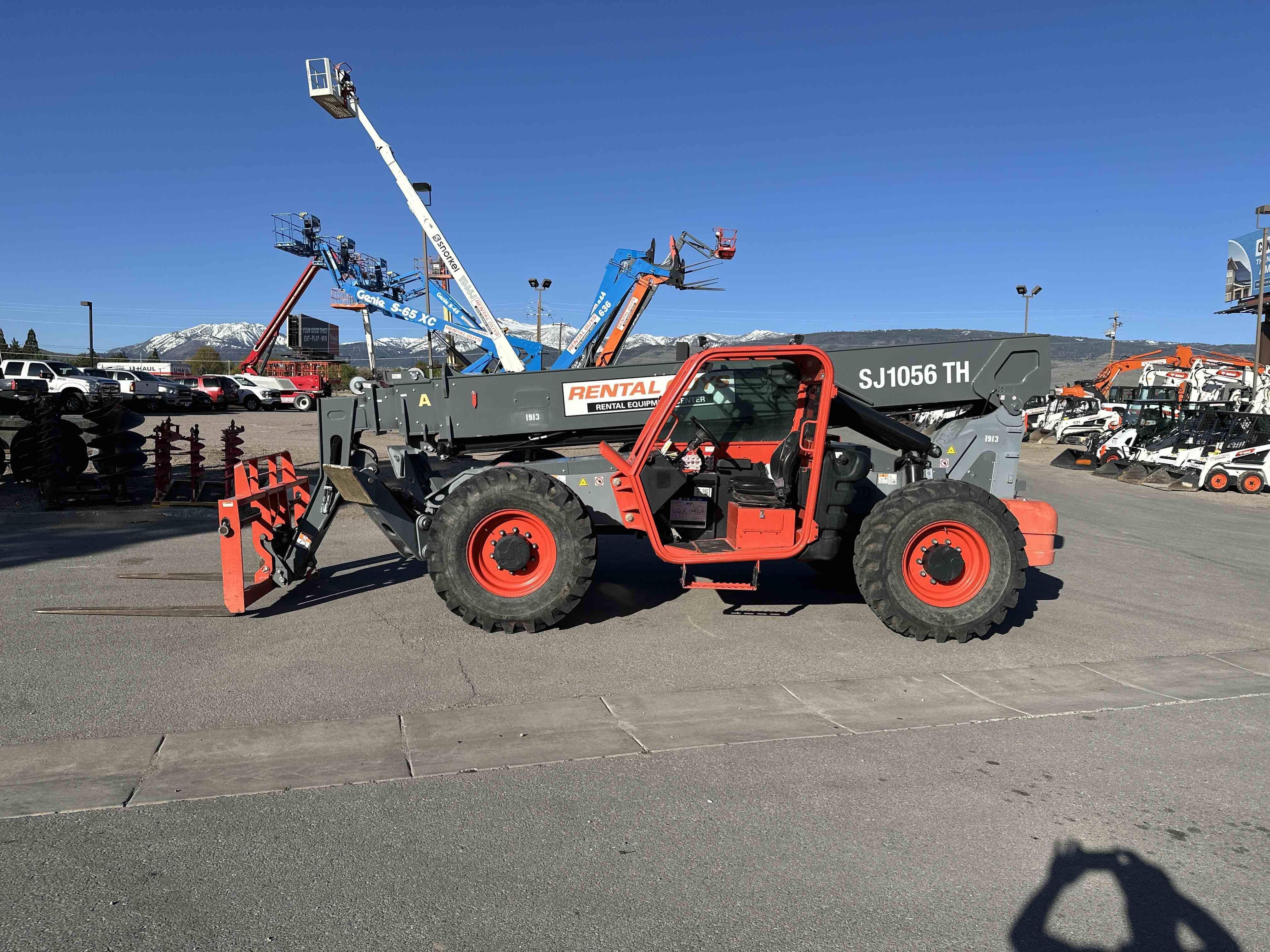 2021 Sky Jack SJ1056 TH Equipment Image0