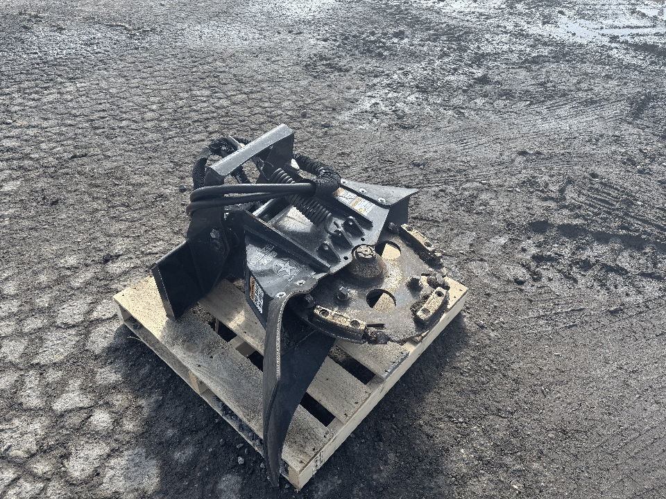 2021 Stumper 220 Equipment Image0
