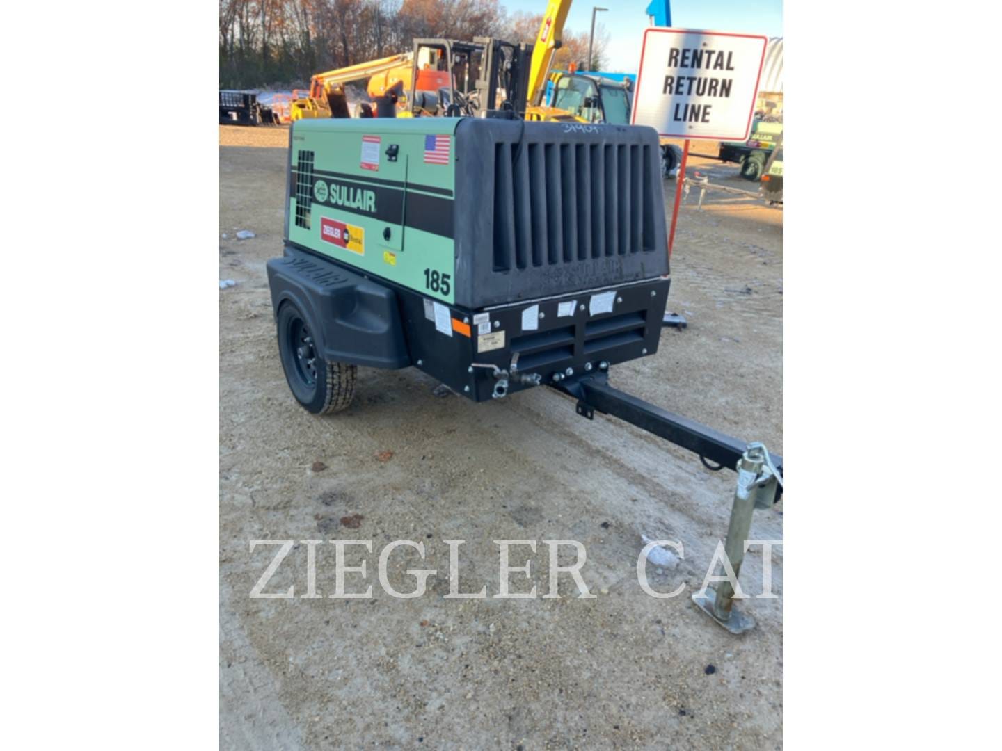 2021 Sullair 185 Equipment Image0