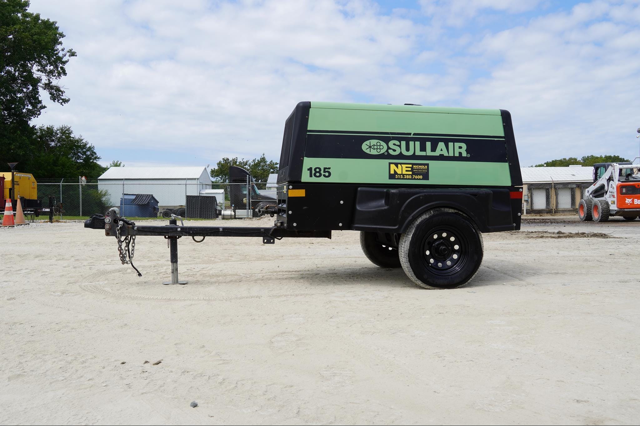 2021 Sullair 185 Equipment Image0
