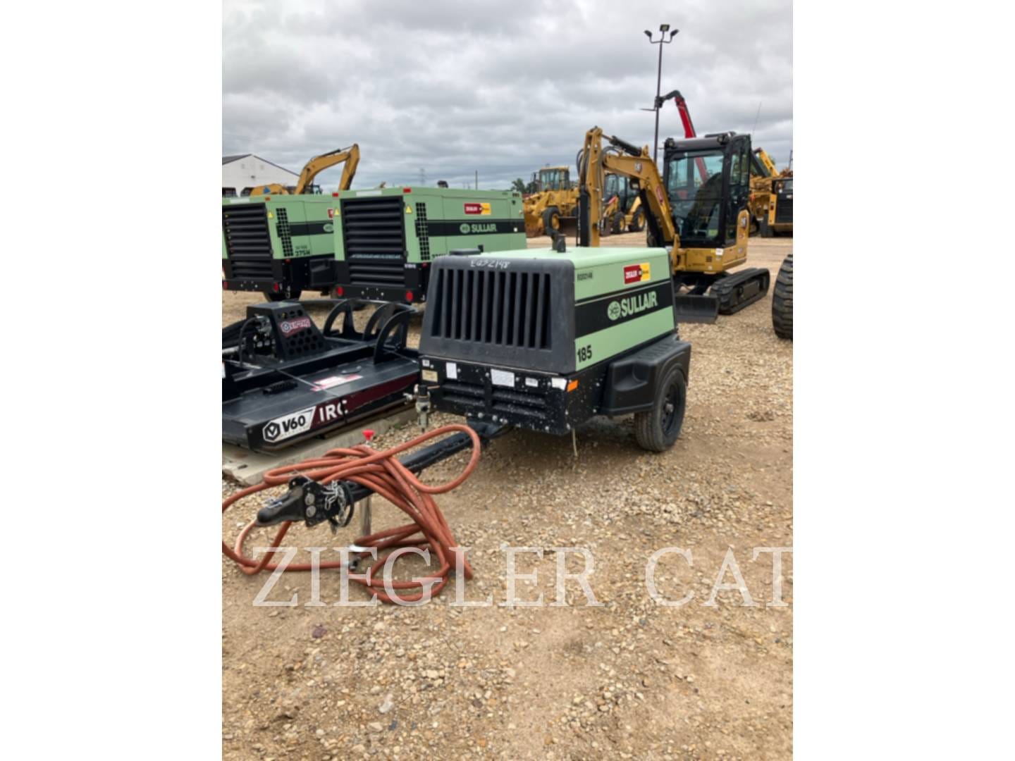 2021 Sullair 185 Equipment Image0