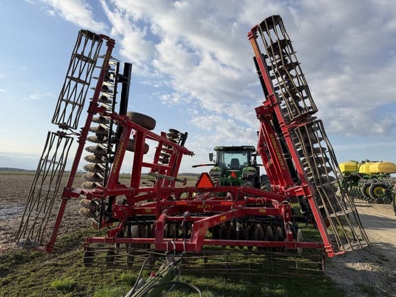 Image of Sunflower 6631-31 equipment image 4