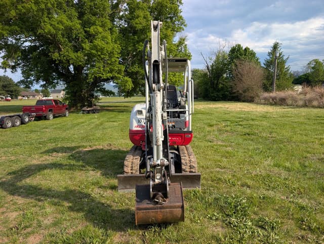 Image of Takeuchi TB230 equipment image 1