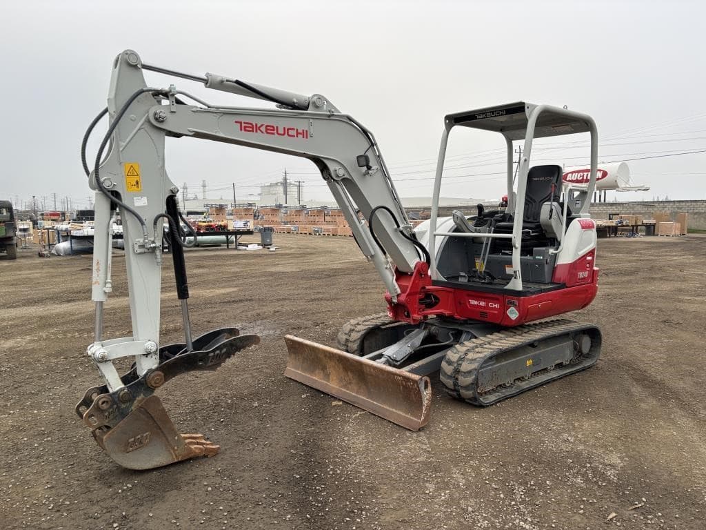 Image of Takeuchi TB240 Primary image